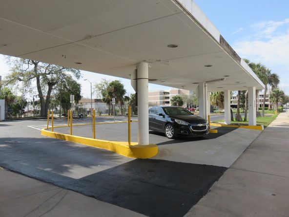 Freestanding Downtown Building: 226-230 N. Beach Street, Daytona Beach, FL 32114